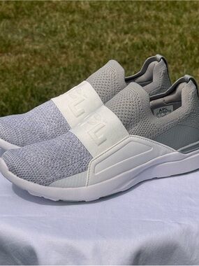 Ladies APL Techloom Bliss Slip-On Knit Sneakers in Light Gray & White